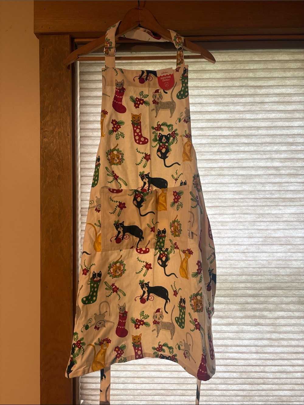 Danica jubilee Holiday Cat Print Apron - Cream Background
